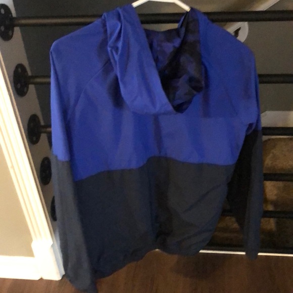 Youth large Adidas  wind breaker jacket - Picture 3 of 4